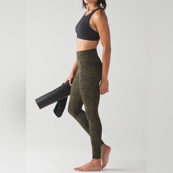 Lululemon Wunder Under Pant (Hi-Rise)
Pencil Lace Brave Olive Black - Picture 2 of 10
